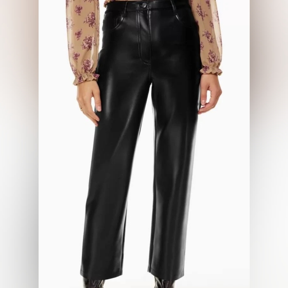 Aritzia Wilfred Black Faux Leather Cropped Pants
